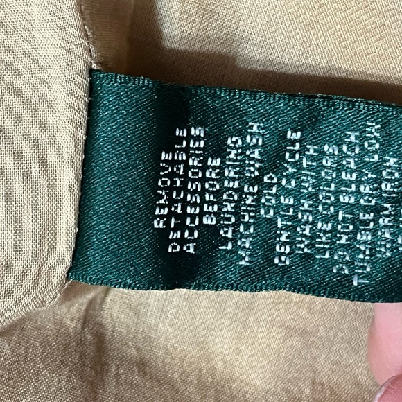 Lauren Ralph Lauren animal print blazer. Size medium - Picture 8 of 10